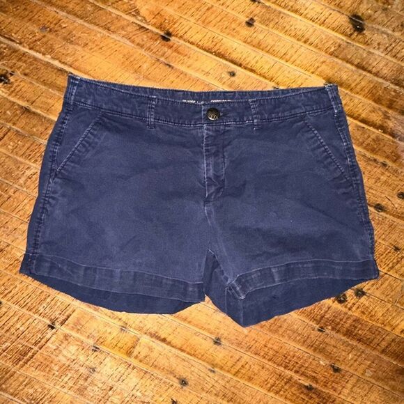 Khakis by Gap the 4” navy blue flat front chino shorts - Picture 1 of 3